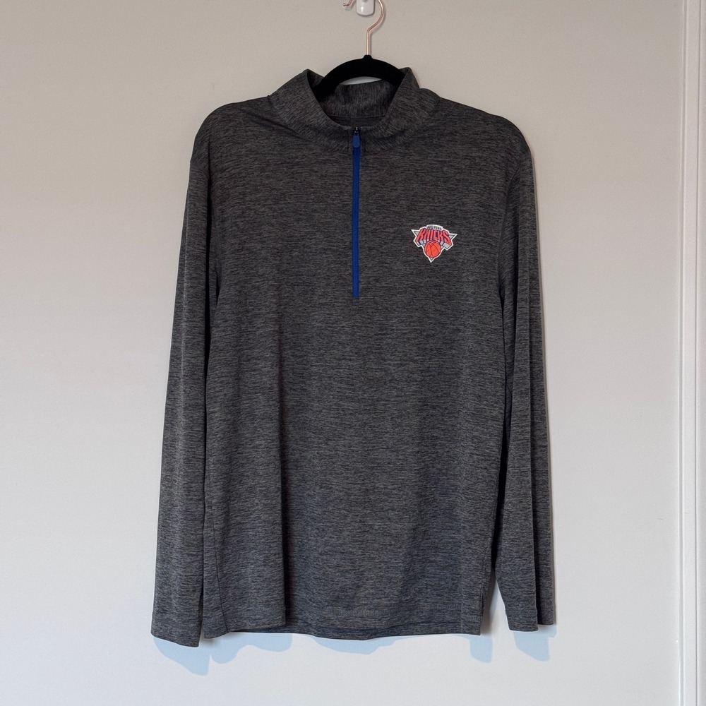 Majestic New York Knicks Mens Medium Gray CoolBase Quarter Zip Pullover Jacket